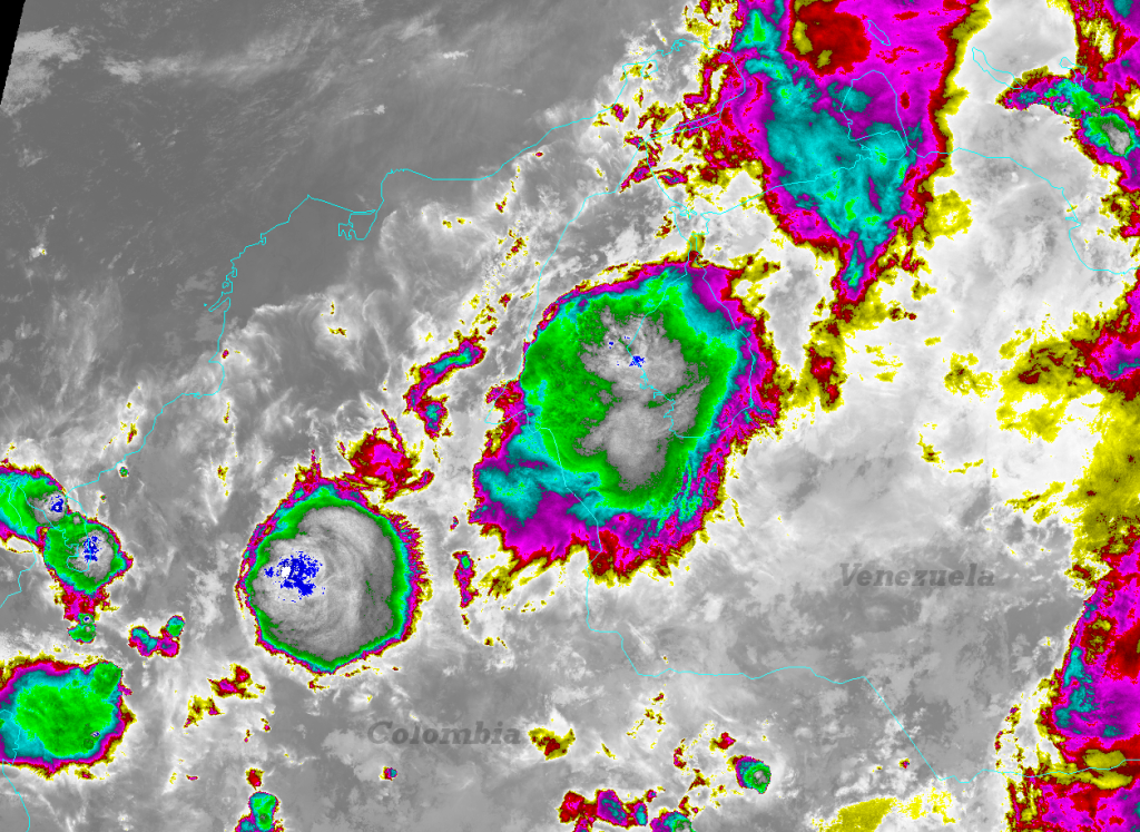 VIIRS I-05 image of thunderstorms near Lake Maracaibo, Venezuela taken 06:44 UTC 10 May 2012
