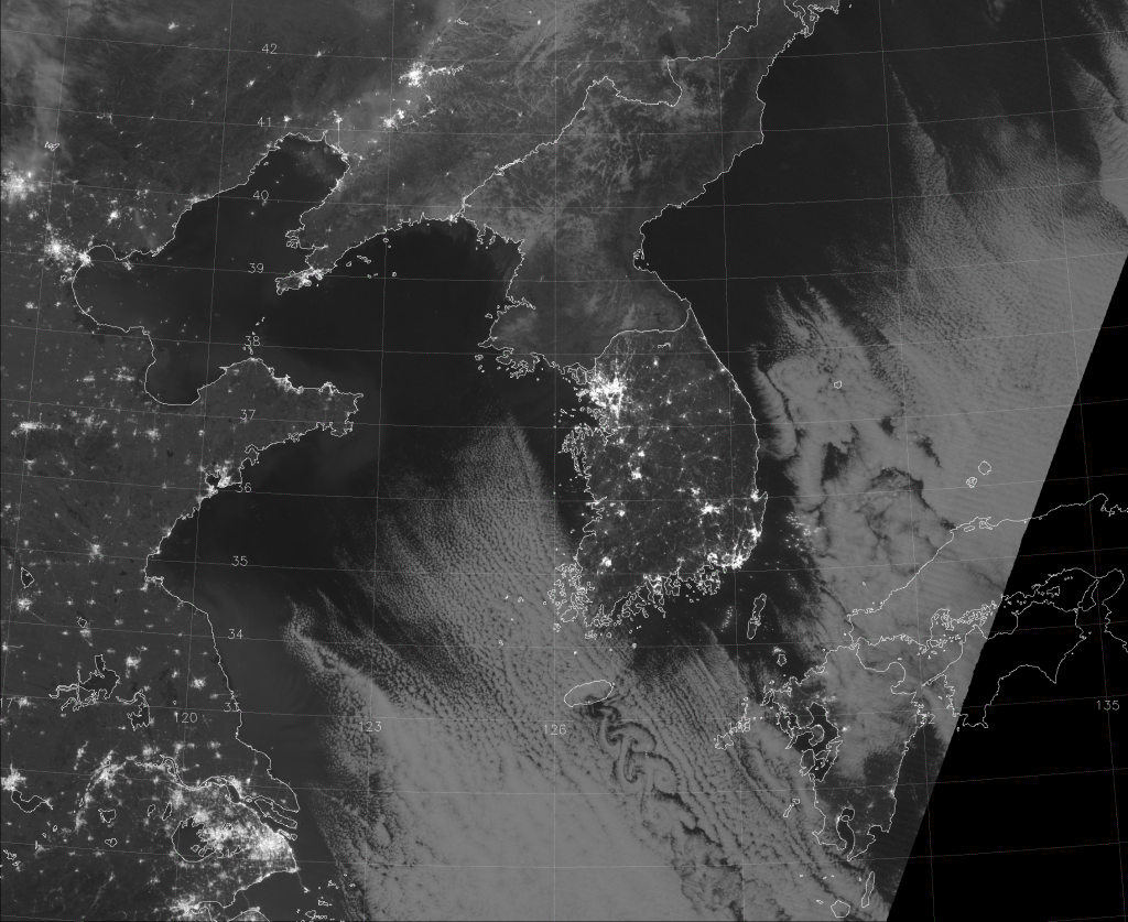 VIIRS Day/Night Band image, taken 18:09 UTC 7 January 2015